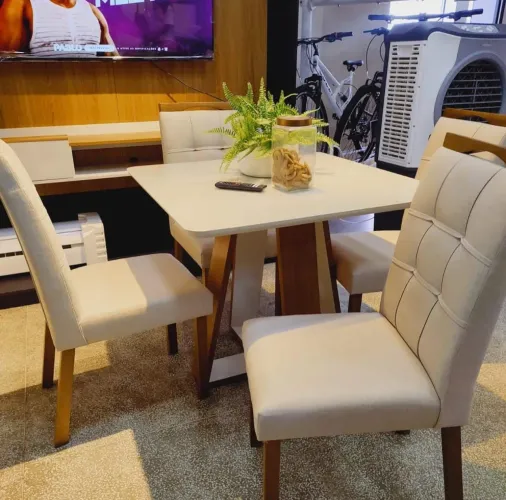 Mesa com 4 cadeiras elegante e confortável Grécia nova a pronta entrega 