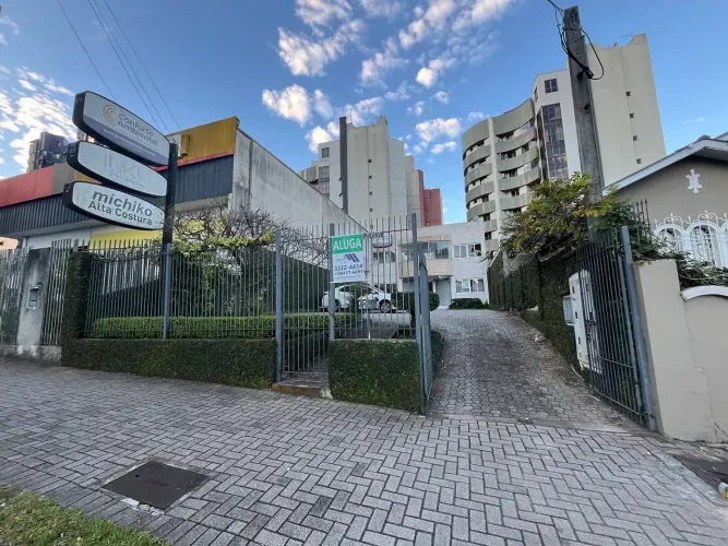 Loja - Água Verde - Curitiba - PR