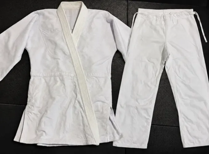 Kimono de Judô Branco M4 Completo