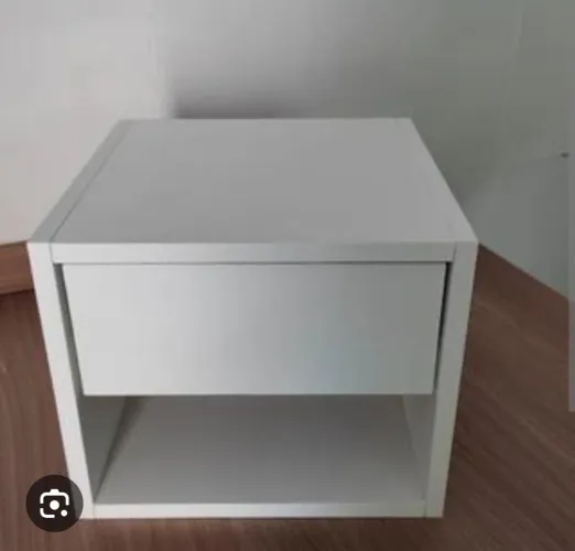 2 moveis de apoio de cabeceira 