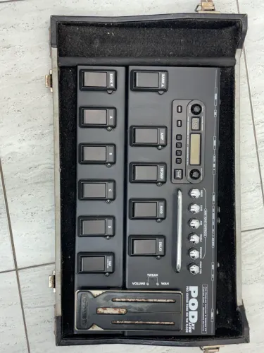 Pedaleira Line 6 Pod XT LIVE pro