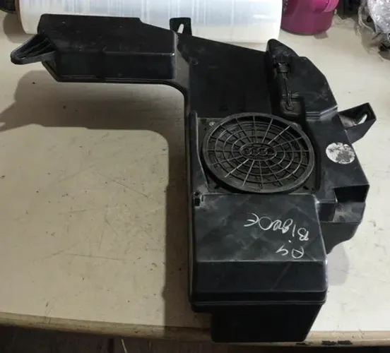 Coluna Som Alto Falante Subwoofer Audi A4 2002 2003 
