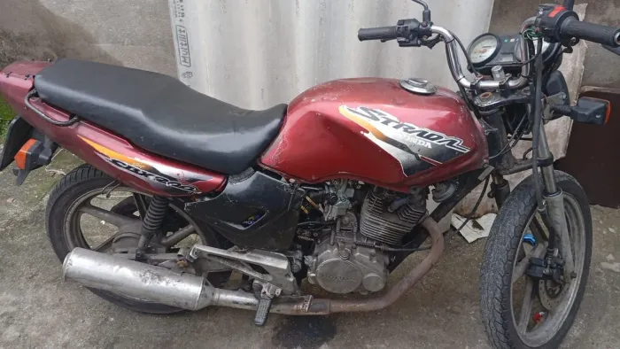 Strada cbx 2001 