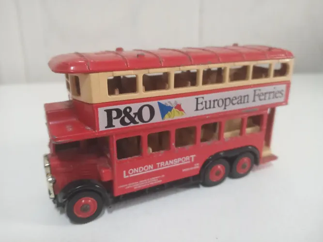 Miniatura de ônibus Inglês - Promocional P&O