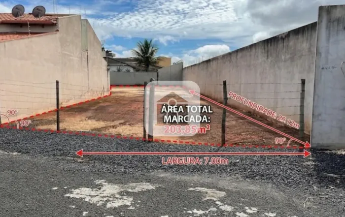 Terreno à venda no bairro Aeroporto Sul