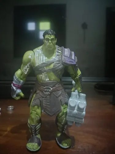 Hulk ragnarok importado 