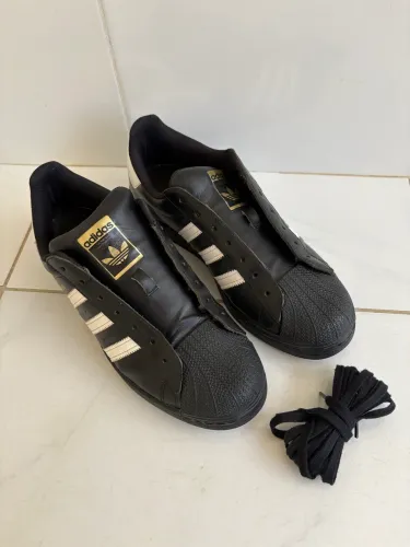 Adidas superstar 42