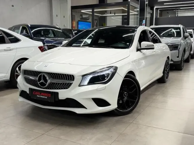 Mercedes-Benz CLA-200 Urban 1.6 TB 16v/flex Aut. 2016