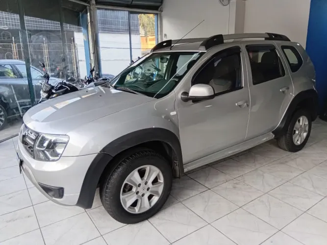 Renault Duster Dynamique 2.0 Hi-flex 16V Aut. 2016