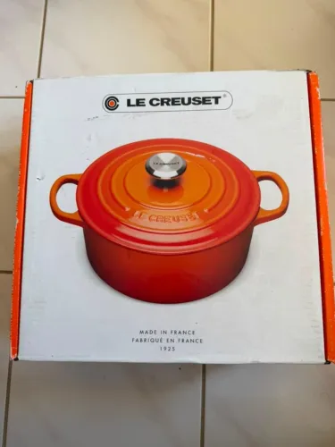 Panela Redonda Le Creuset Signature 28cm (Nova)
