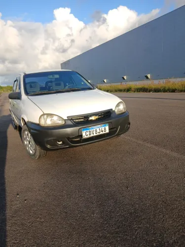 Chevrolet Corsa Sedan Super/ Classic 1.6 MPFI 8V 4 2004