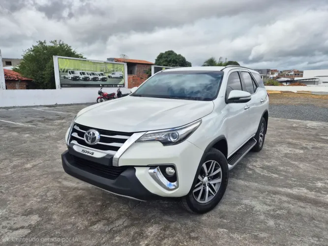 Toyota Hilux SW4 SRX 4X4 2.8 TDI 16V Dies. Aut. 2017