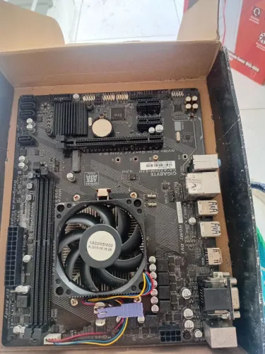 PLACA MÃE MAIS PROCESSADOR ATHLON 200ge