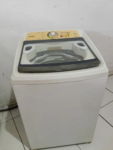 Vendo uma máquina de lavar roupa Consul 12kg bem conservada funcionando perfeitamente
