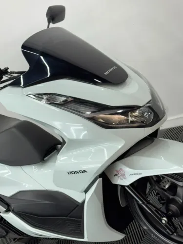 HONDA PCX 160 2024 - BAIXA KM - OPORTUNIDADE