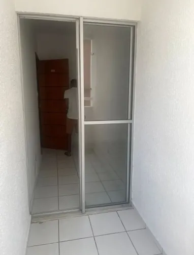 Alugo apartamento bem localizado na região da Cohama -Vitale