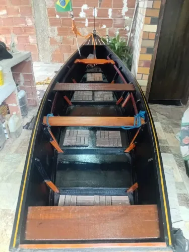 Vendo Caico compensado naval e fibrado