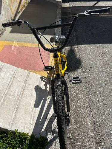 Bicicleta Infantil / Juvenil estilo BMX / Cross (Marca Rodox Série 1 - S1)