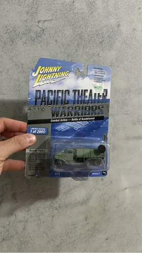 WWII GMC Pacific Theater Warriors - Johnny Lightning