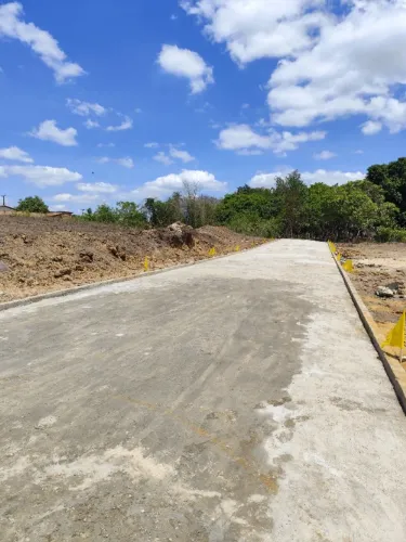 Lotes Comerciais em Esperantina Av. Bernado Bezerra - 240m²