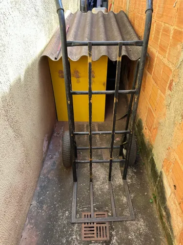 Vendo carrinho de carga 