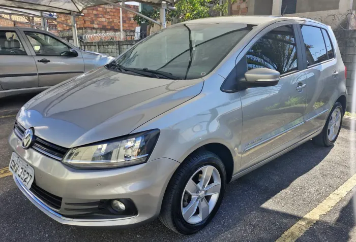 Volkswagen Fox Comfortline 1.6 Flex 8V 5P 2018