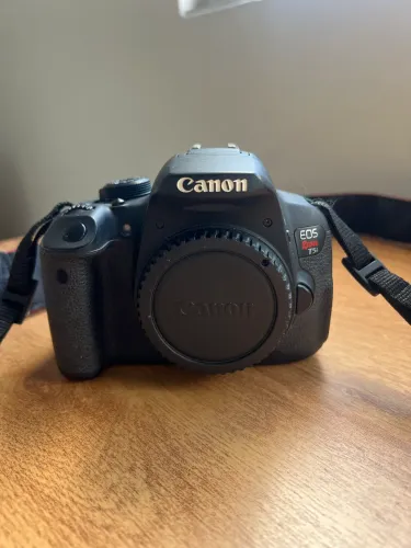 Câmera Canon T5i (SOMENTE CORPO)