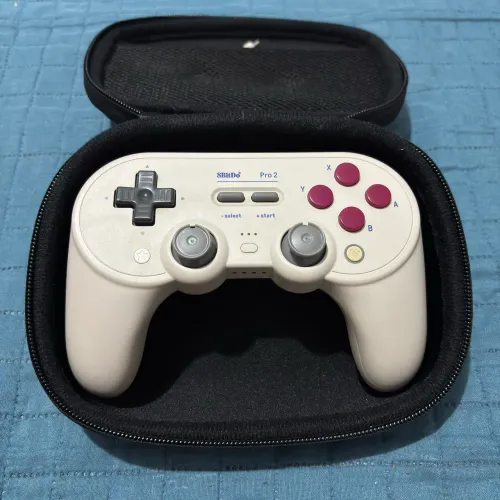 Controle 8Bitdo Pro2