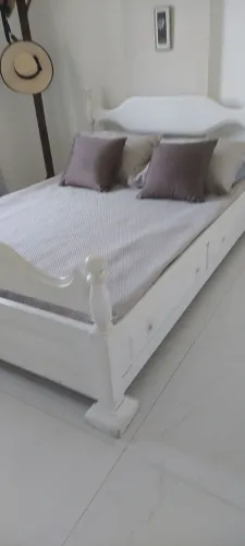 cama casal maciça 4 gavetões