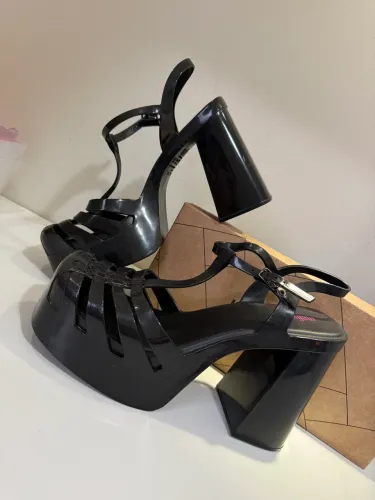 Salto plataforma Melissa Party Heel