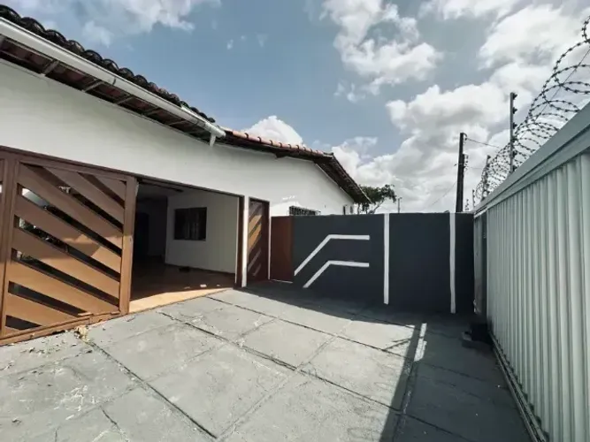 casa com garagem a venda