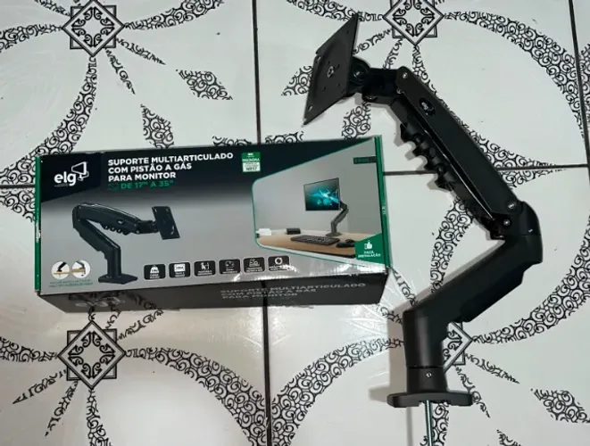 Suporte para monitor articulado, com pistão a gás