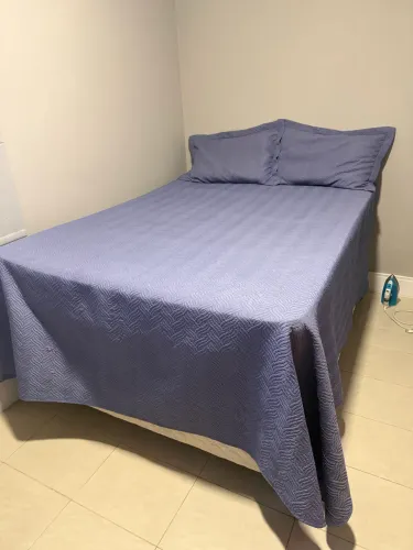 Vendo cama box casal