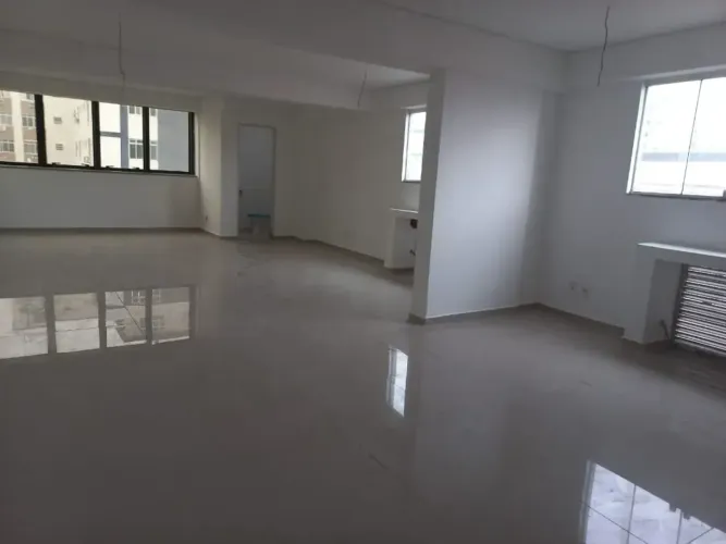 Imóvel para aluguel com 66 metros quadrados em Ponta da Praia - Santos - SP