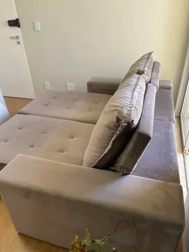 Sofá Reclinável e Retrátil 