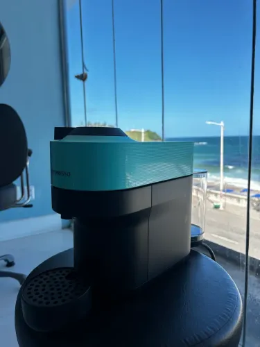 Cafeiteira Elétrica Nespresso Verde água 