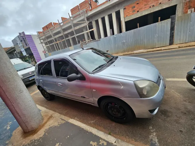 Renault Clio Privilège Hi-flex 1.6 16V 5P 2006