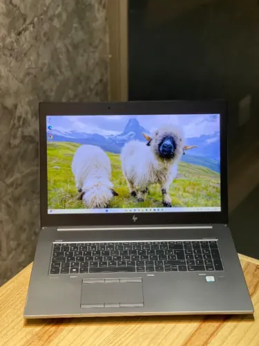 Workstation HP Zbook 17 G5 Intel Core i5 Nvidia Quadro 4GB 32GB Ram 512GB Ssd 