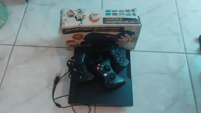 Lote PS3 + master System evolution na caixa + controle de Xbox 360 paralelo