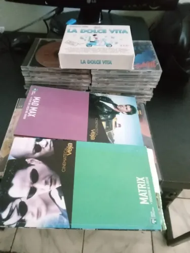 Lote dvd e cds