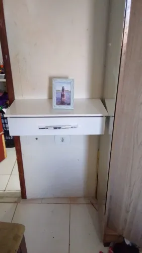 Penteadeira Suspensa