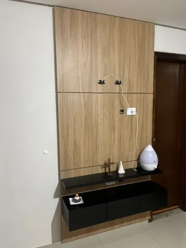 Painel para TV + Rack Suspenso - Painel 240x117 cm