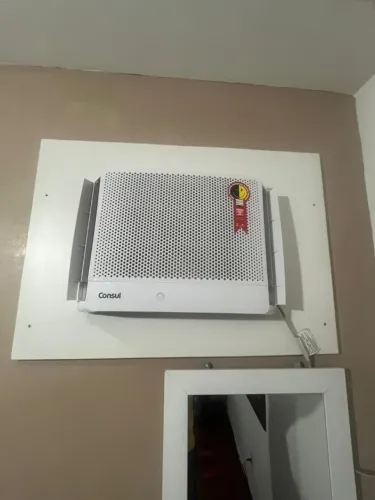 Ar-condicionado de janela Consul, 9.000/10.000 BTUs, 220V