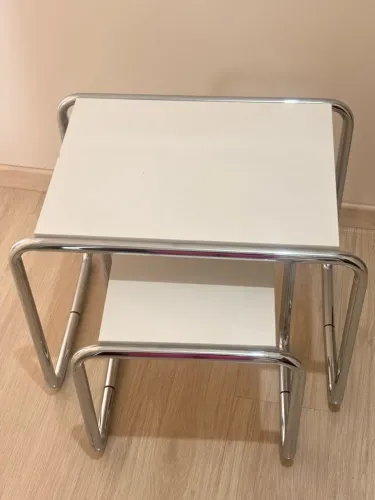 Mesa de canto 