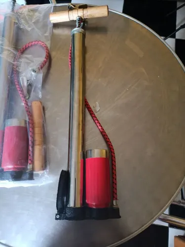 Bomba de Ar para Bicicleta 7 Bar / 100 PSI - Nova na Embalagem