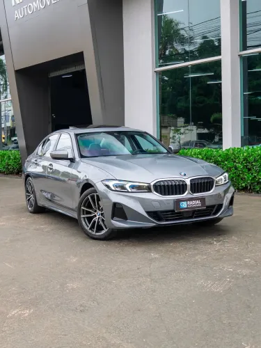 BMW 320I 320i 2023