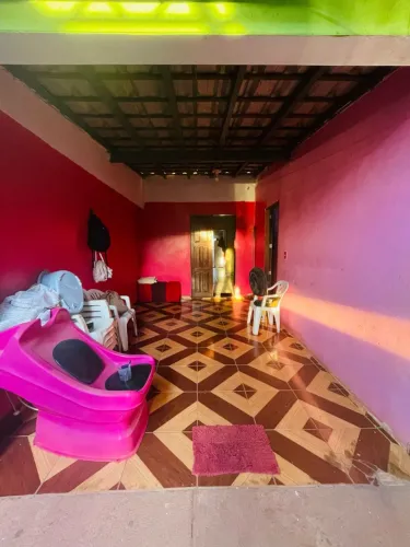 VENDO ESTA CASA