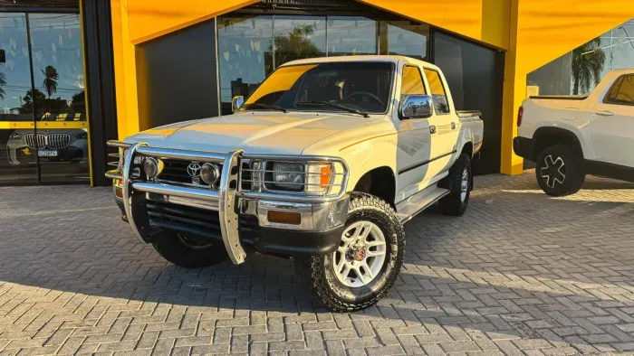 Toyota Hilux CD SR5 4X4 2.8 Diesel 1999