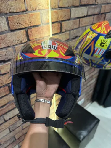 Capacete ASX modelo blade continentes