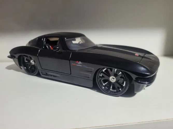 Miniatura Corvette Jada 1/24